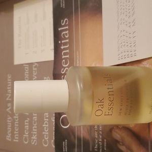 Final Day for Sale! Barely used JENNI KAYNE OAK ESSENTIALS DEW BODY OIL 3.4oz